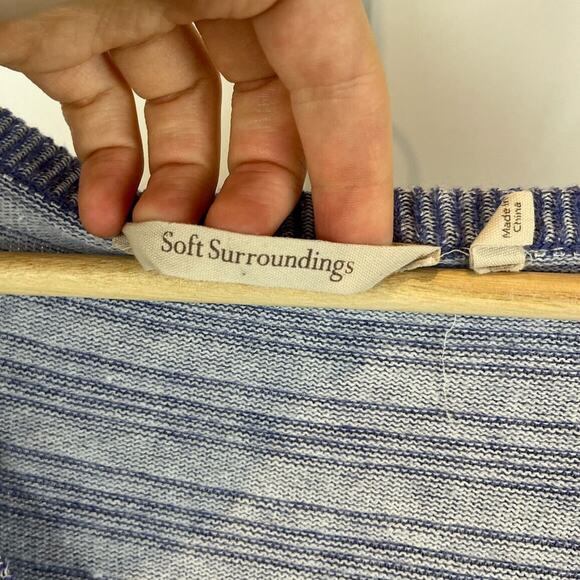 SOFT SURROUNDINGS Womens Large L With a Twist Sweater Blue White Striped 2CV51 - Picture 2 of 6